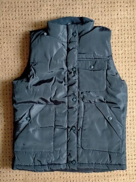 Жилет женский. .