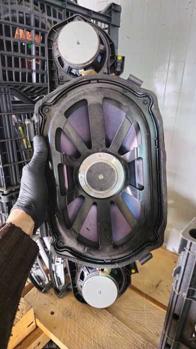 Difuzor boxa harman kardon Mercedes S class W221 S320 S350 S500