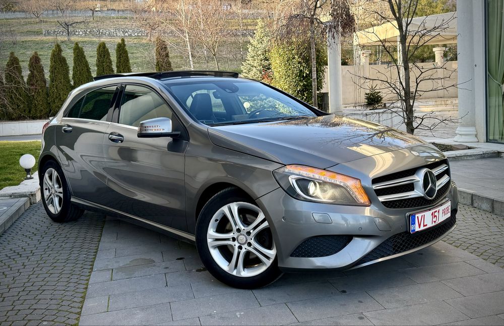 Mercedes Benz A200d Cutie 7G Full Panoramic/Harmann,Etc! Garantie 1 An