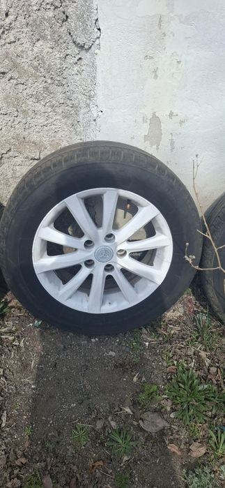 Комплект резины на дисках