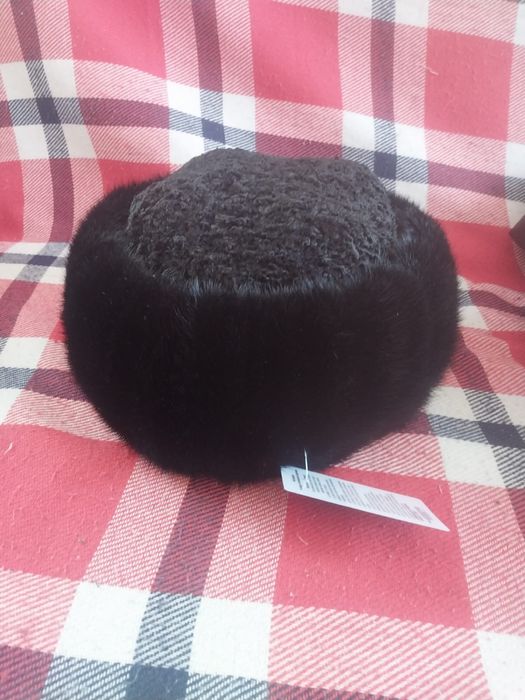 Норковая шапка новая