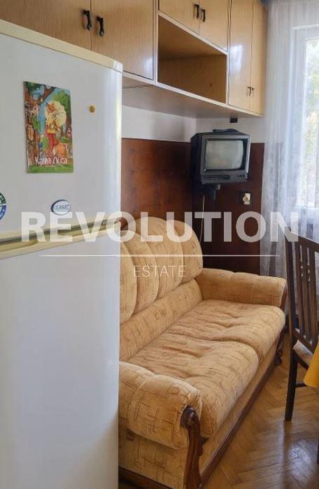 Дава се под наем Четиристаен апартамент в Варна, Трошево - 85 кв.м за 400 € - Снимка #1