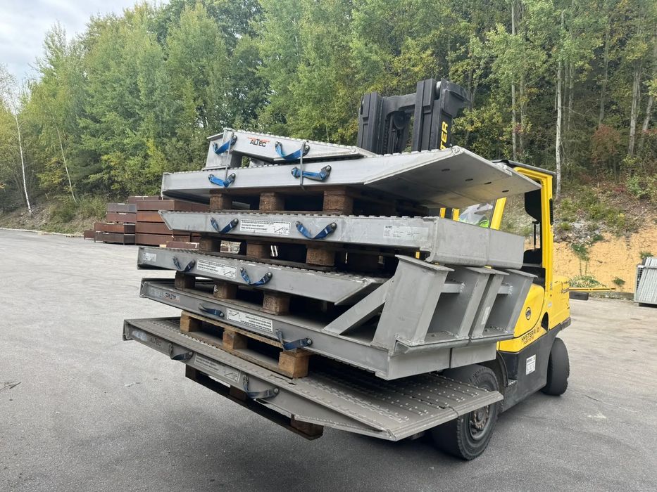Rampe  Aluminiu ALTECH ALUTECH - 2.5 m lungime 3 m lungime Rampi Rampa CALE NOI si SECOND HAND