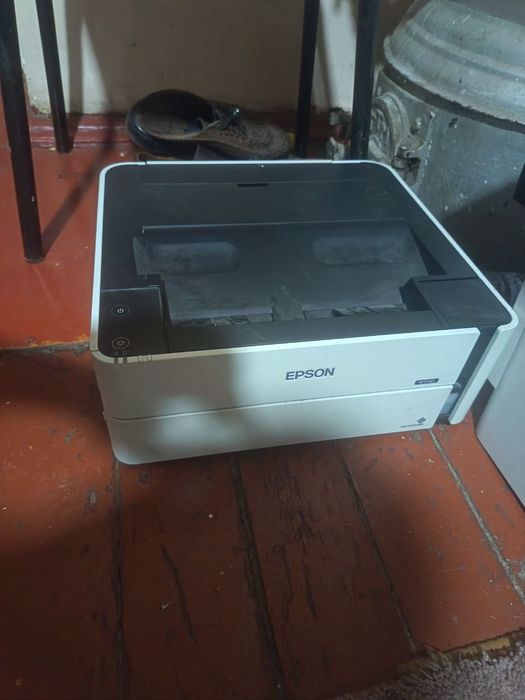 Epson M1140, M1170 или M1180.