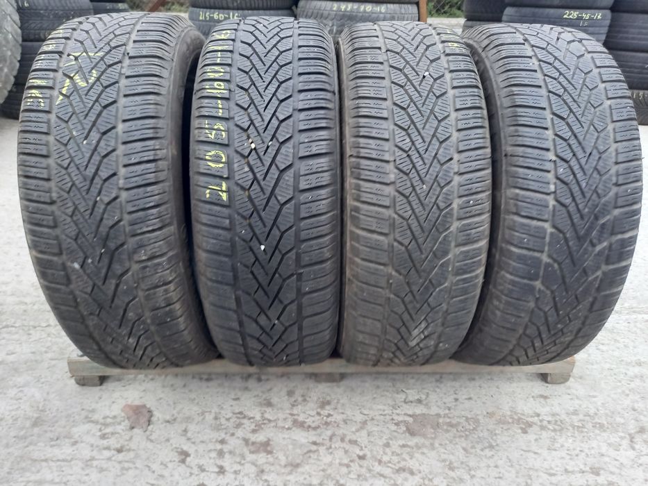 Anvelope de iarna 205-60r16 Semperit