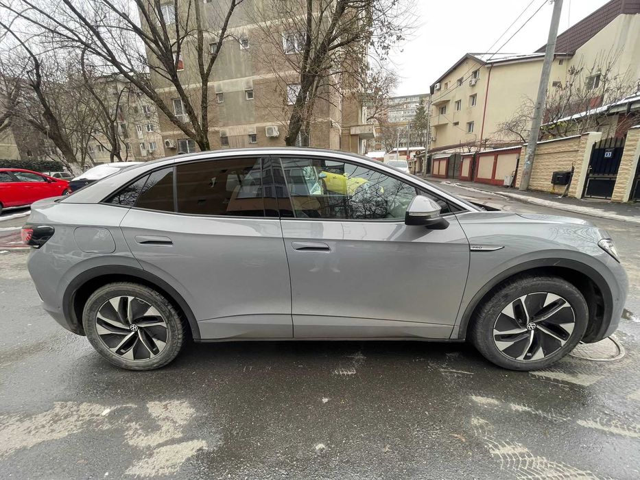 Masini Uber Black Electrice - plata saptamanala, totul inclus