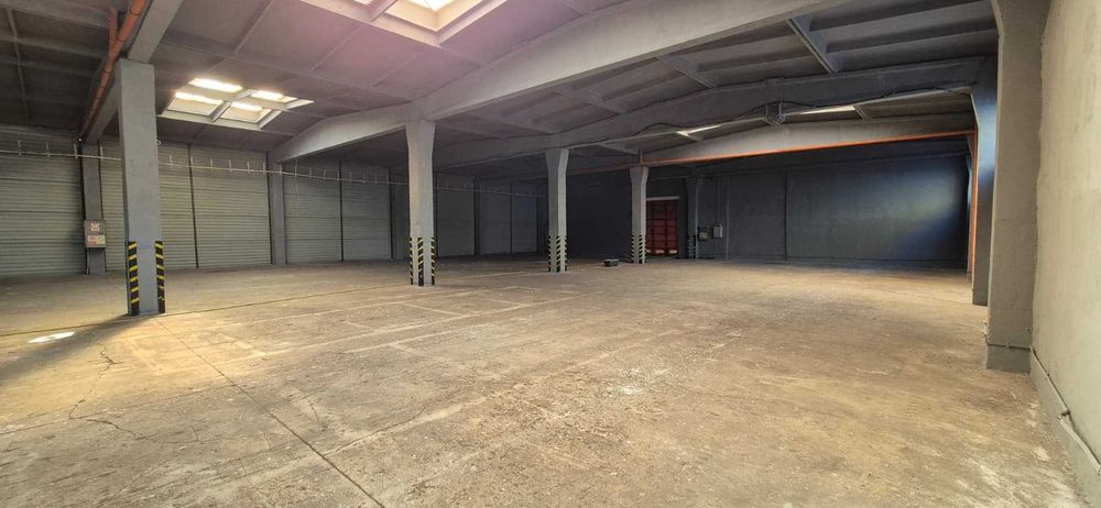 Inchiriem hala industraia Ploiesti (zona PLoiesti Sud)