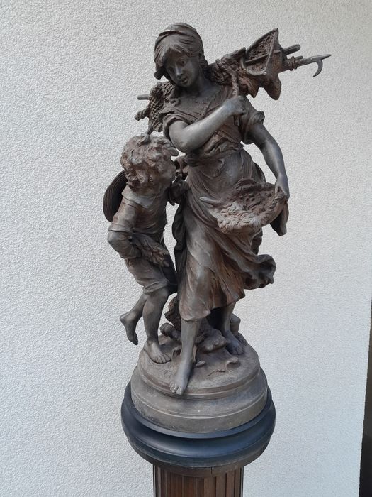 Statueta bronz Aug Moreau