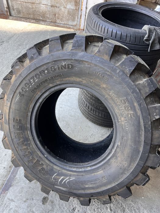 1 anvelopa buldoescavator / stivuitor 400/70/R18 - 16.0/70/R18