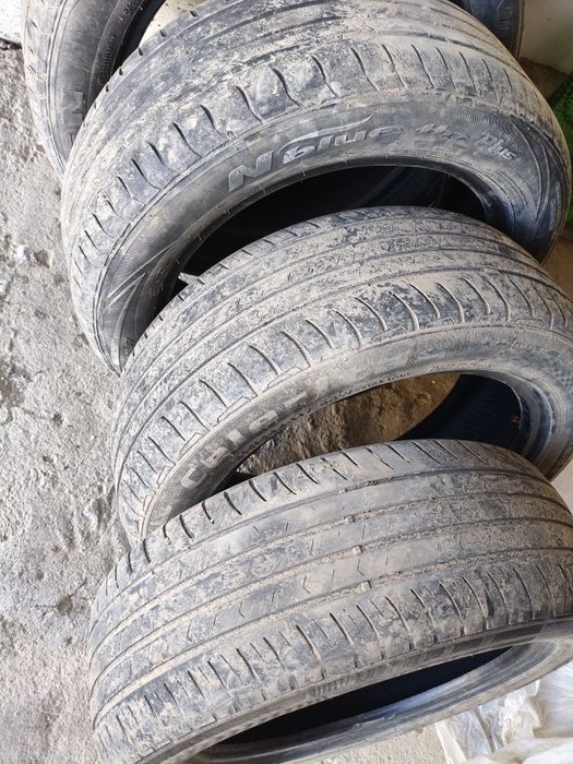 Продам летние покрышки от камри