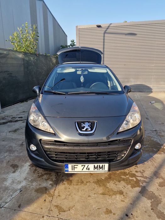 Peugeot 207 1.4 benzina