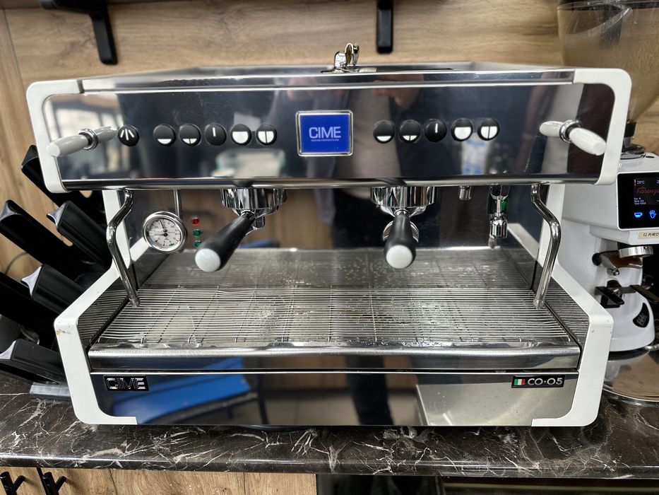 Coffe aparat maydalagichi bilan birga