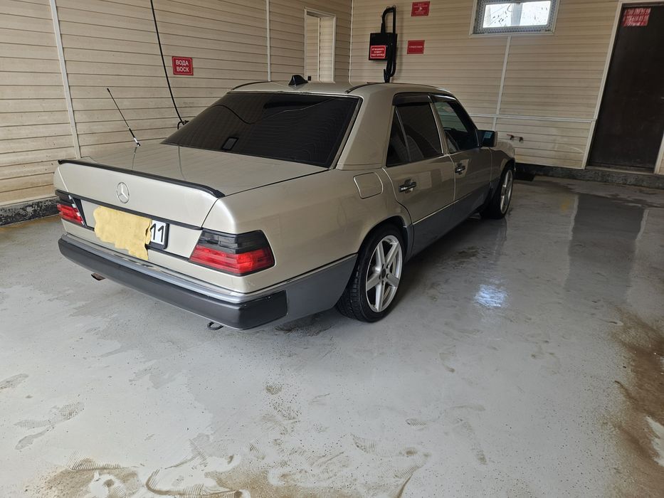 Мерседес W 124 сатылады