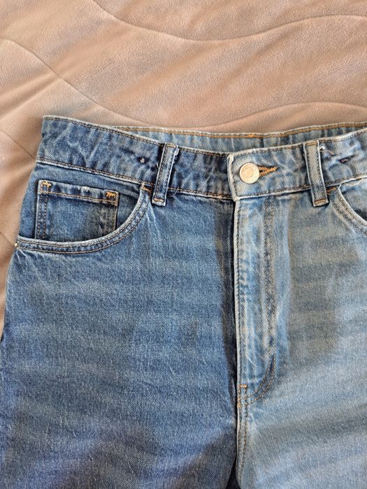 Модерни, интересни дънки от H&M