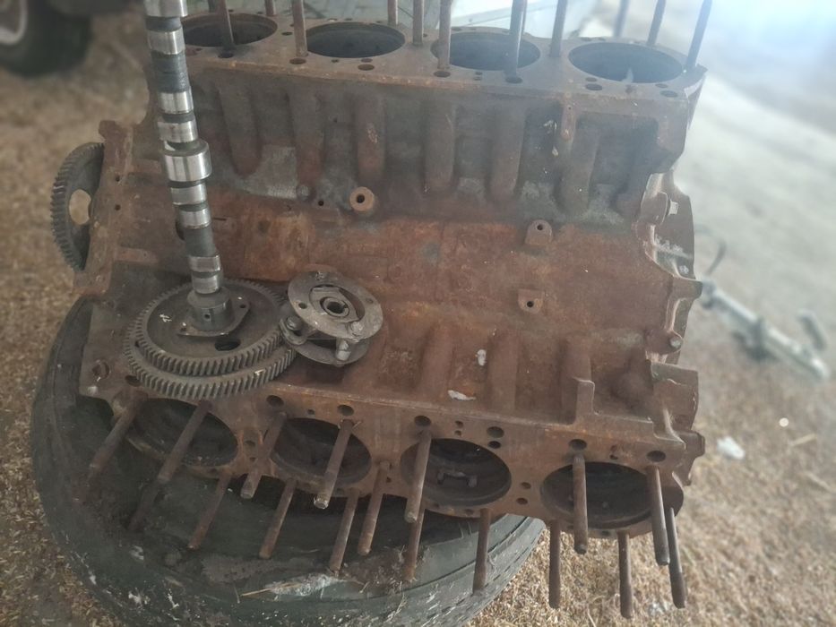 Продам блок цилиндров ямз 238