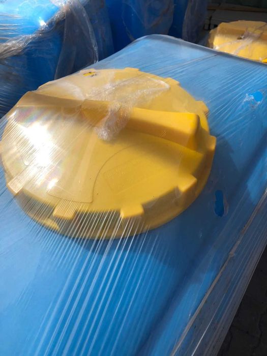 Емкость прямоугольная 1000л