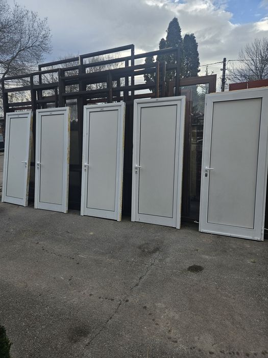 Алуминиеви врати ЕТЕМ 90/217