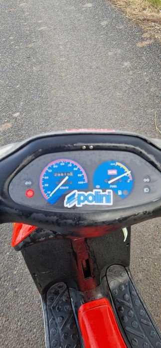 Vând scuter Aprilia rally 50 cc