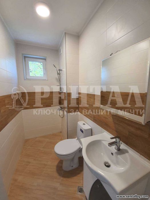 Дава се под наем Двустаен апартамент в Пловдив, Център - 68 кв.м за 484.5 € - Снимка #9