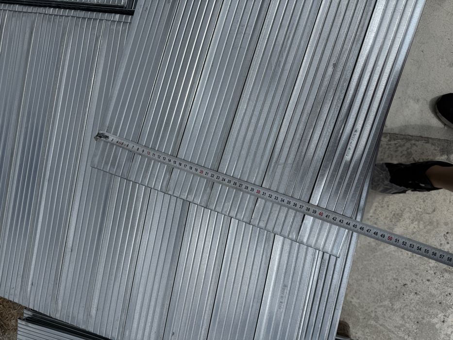 Плотове от индустриални рафтове