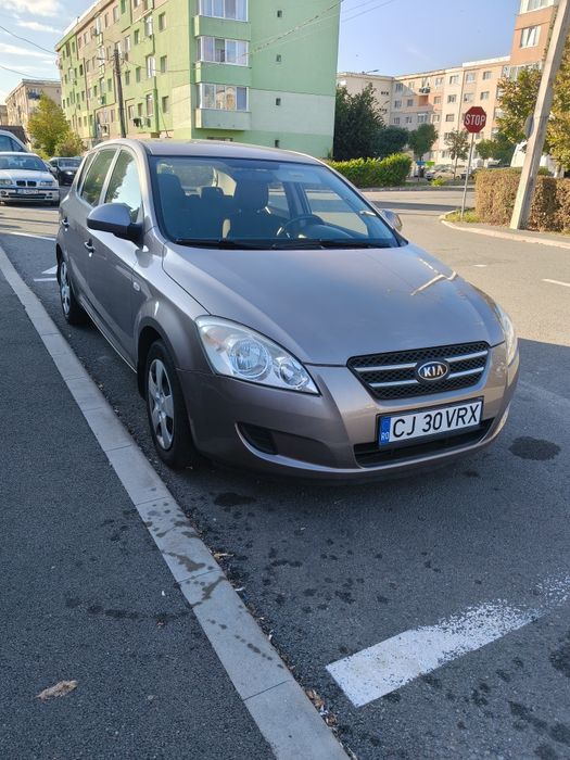 Kia Ceed 2008 benzină, 2.590 € — imagine 4