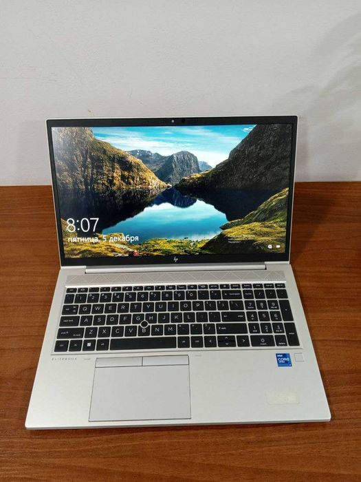 HP EliteBook i7-11, 8/512, atpechatka, 15.6 IPS