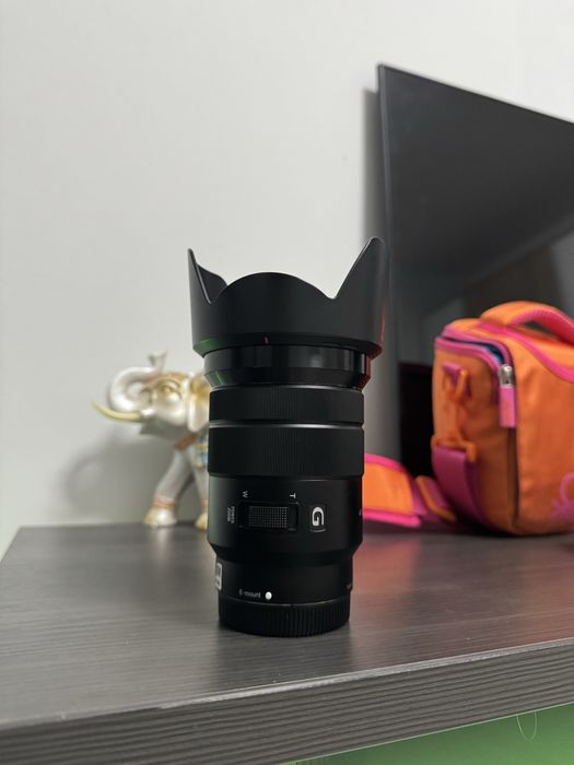 Sony FE 24-105mm f/4 G OSS (SEL24105G) – отличен, с сенник и капачки