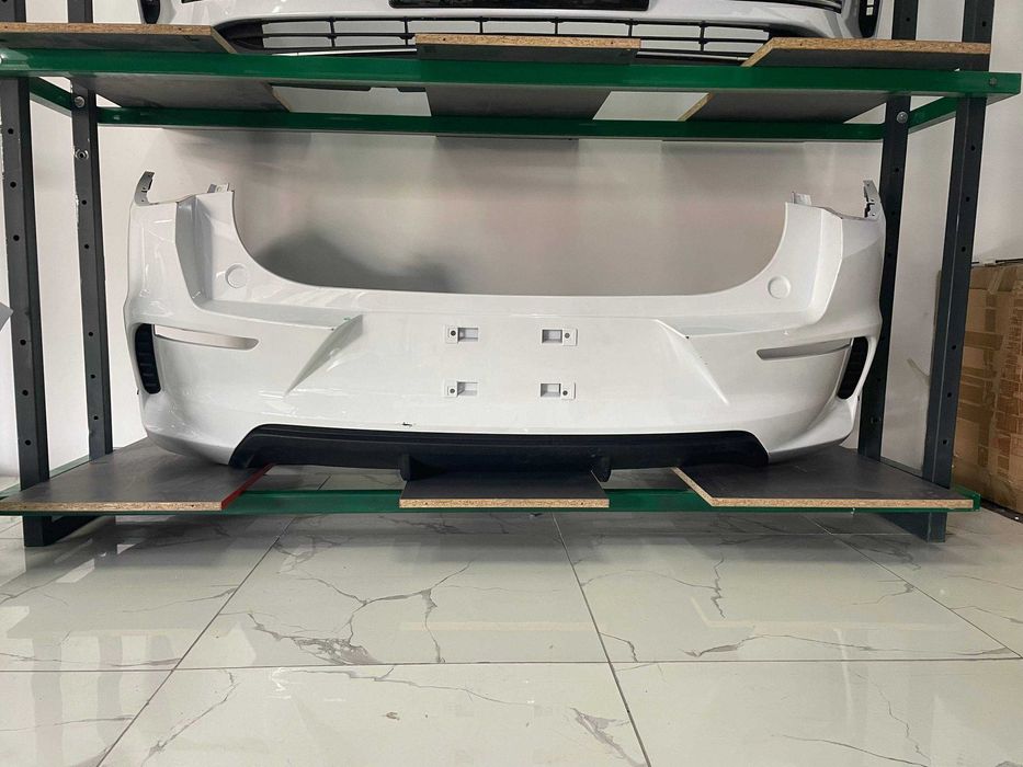 Orqa bamper zbore BYD E2 Задний Бампер в сборе