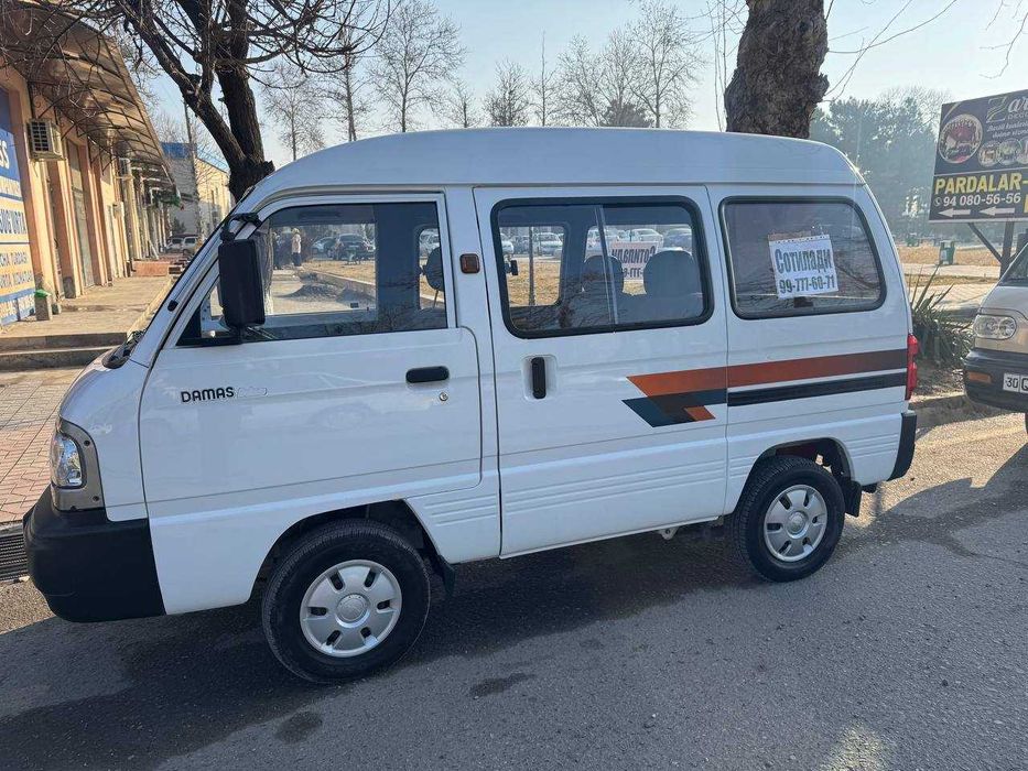 Damas sotiladi! Холати яхши, 1 та петноси бор,