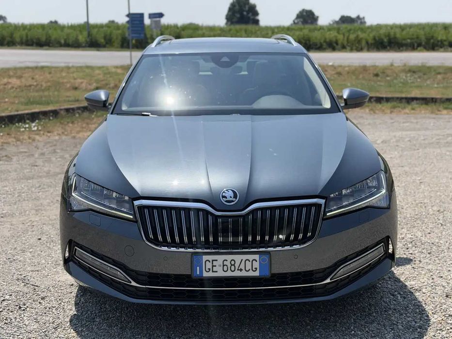 SKODA Superb 2021 — imagine 2
