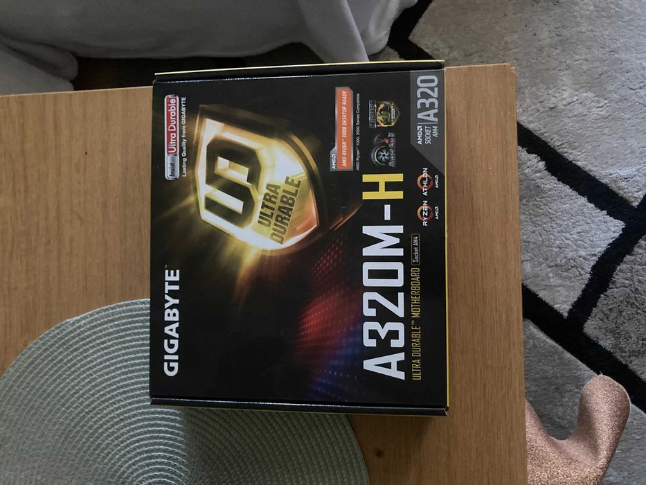 Продавам Дънна платка Gigabyte A320M-H-CF