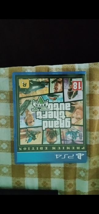 De vânzare SD GTA V ediția limitată