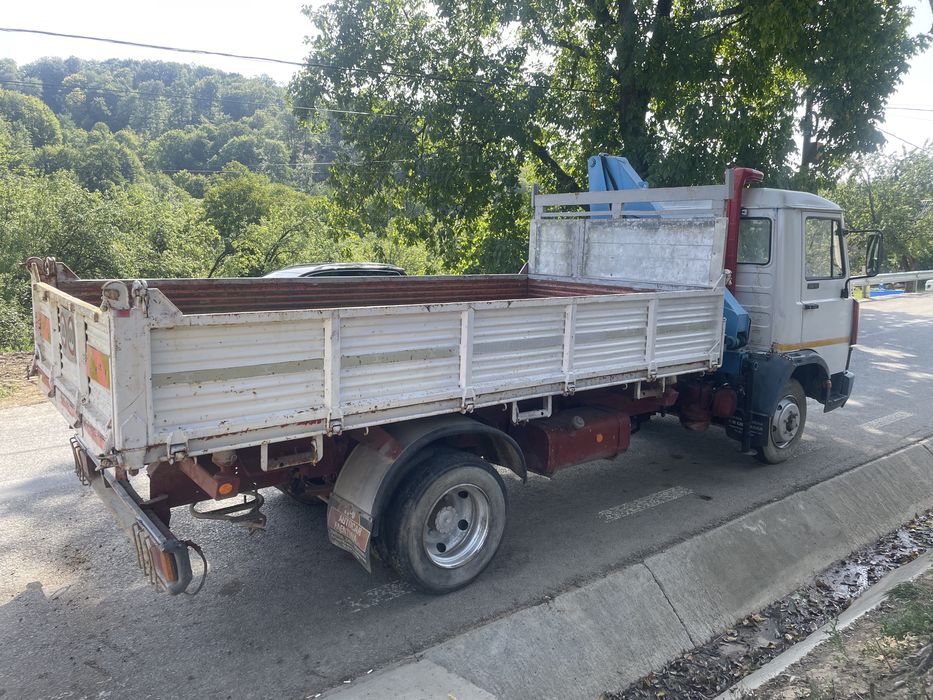 Bascula iveco zeta 6,5 t cu macara