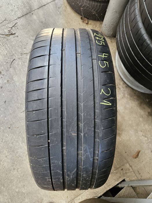 275/45R21 +315/40R21 Michelin