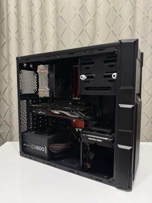 Calculator / Unitate Gaming i7, GTX 970, 16Gb RAM, 240Gb SSD, 1Tb HDD