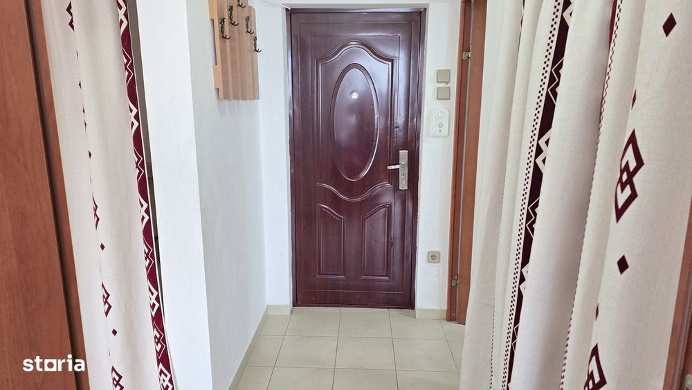 Vand apartament 2 camere Deva, zona Pacii (Cartea Funciara), etaj 1,