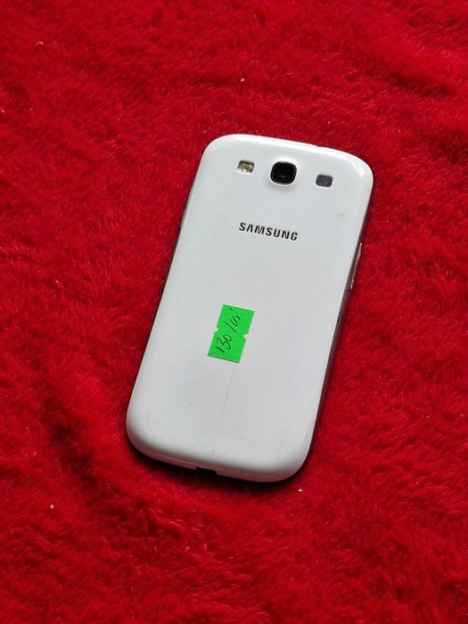 Telefon cu touchscreen funcțional