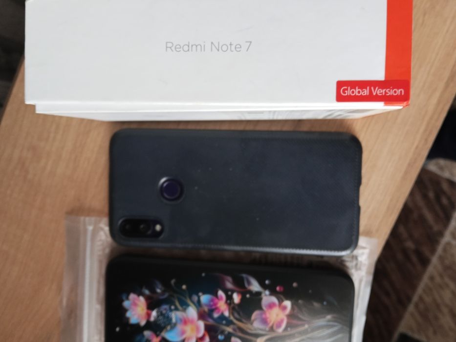 Смартфон Redmi note 7