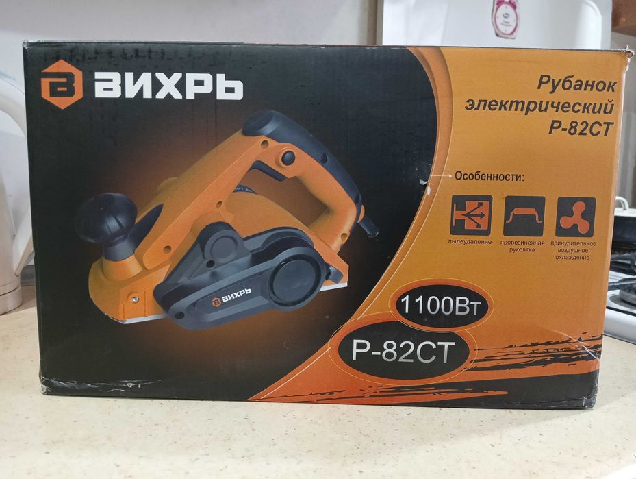 Электрорубанок Вихрь Р-82СТ