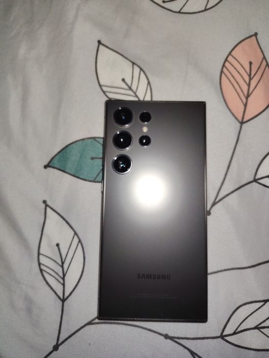 Продам телефон  Samsung Galaxy s24 ultra