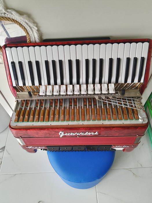 Acordeon Guerrini 120 basi