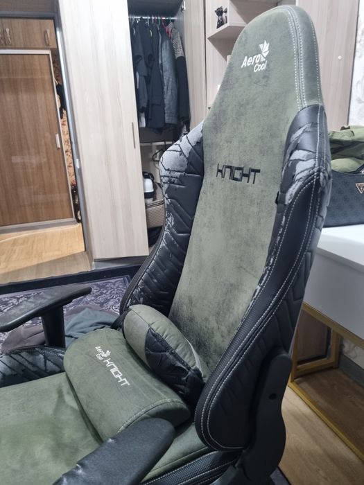 Продаётся кресло