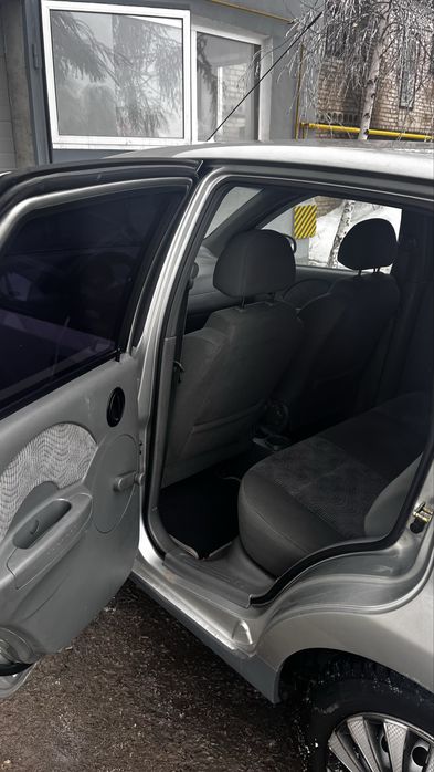 Продам машину Aveo