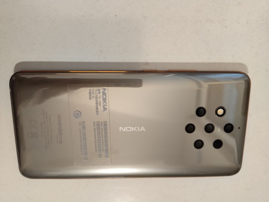 Nokia 9 PureView 5.99 инча 128GB НОВ 6RAM, Оригинален 128GB с 5 камери