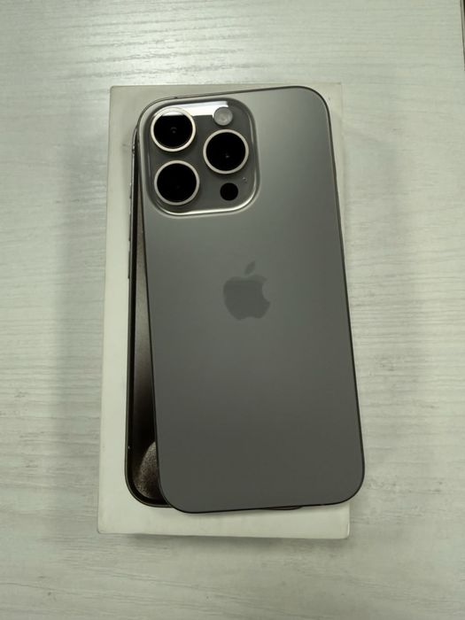 Iphone 15 pro LL/A 256gb ideal 639 у.е.