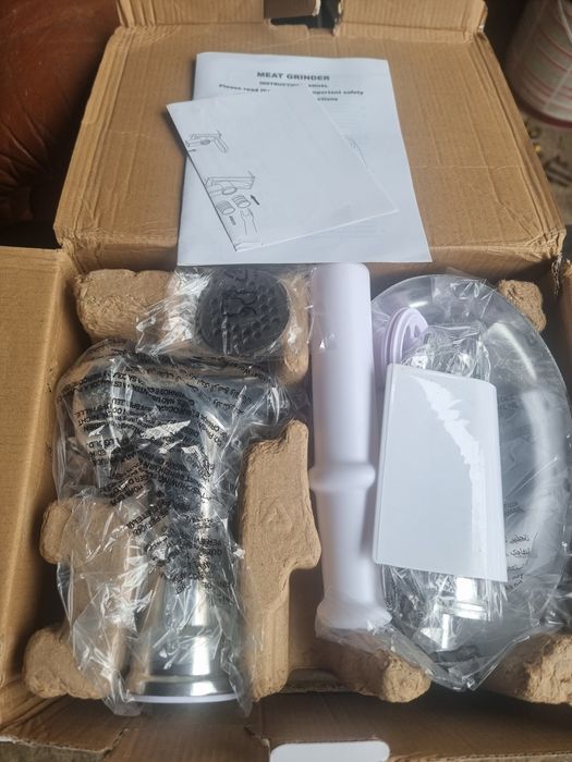 Masina de tocat carne electrica