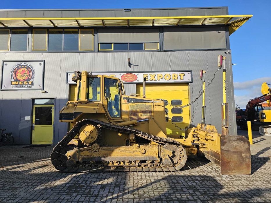Buldozer CATERPILLAR D6 an 2012