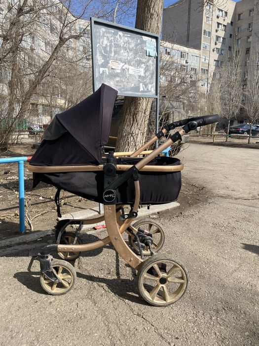 Продам детскую коляску