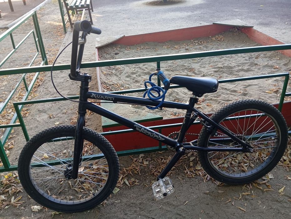 Продам bmx хороший