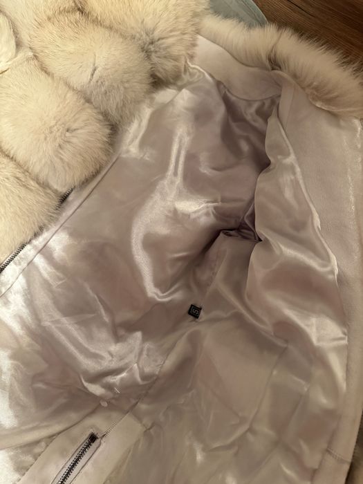 Blănița de vulpe argintie